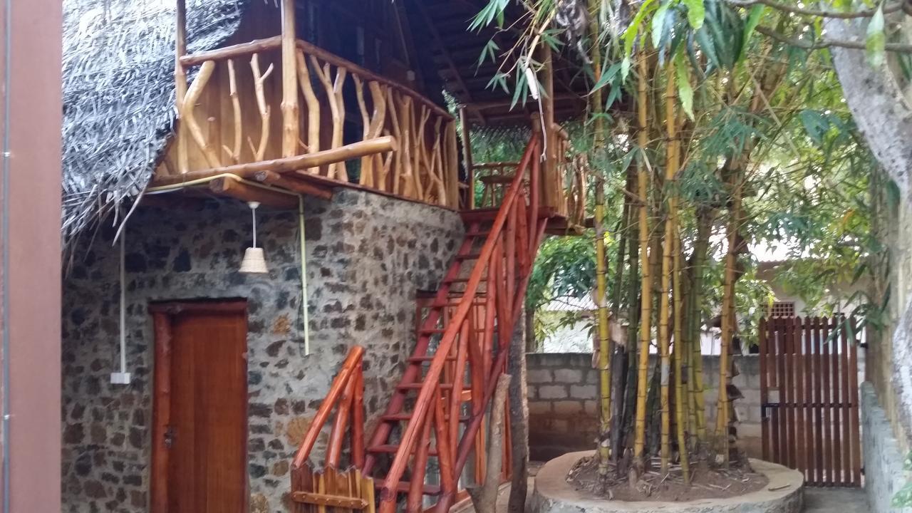 Lizard Safari Lodge อุดาวาลาเว ภายนอก รูปภาพ